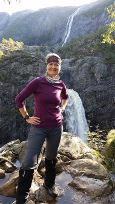 Kari Mørkesdal beim Wandern in Norwegen